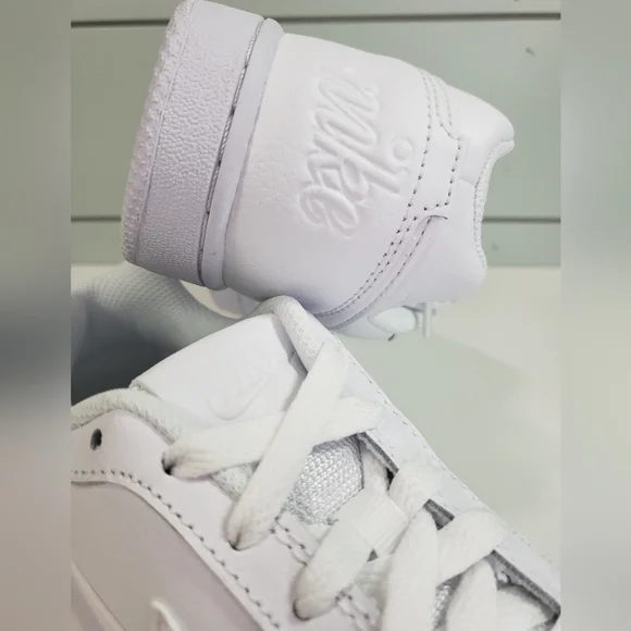 Nike Ebernon Low Triple White AQ1779-100 Trainer Sneakers Shoes Women's 7.5 - Picture 5 of 10